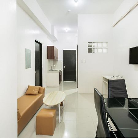 Oyo 505 Jardin Suites Manila Eksteriør billede