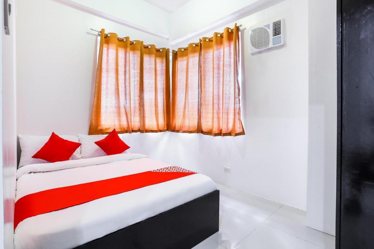 Oyo 505 Jardin Suites Manila Eksteriør billede